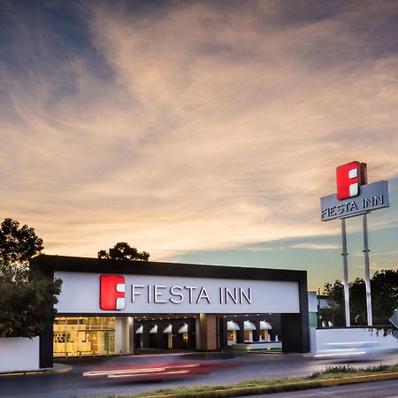 Fiesta Inn San Luis Potosi Glorieta Juarez Bagian luar foto