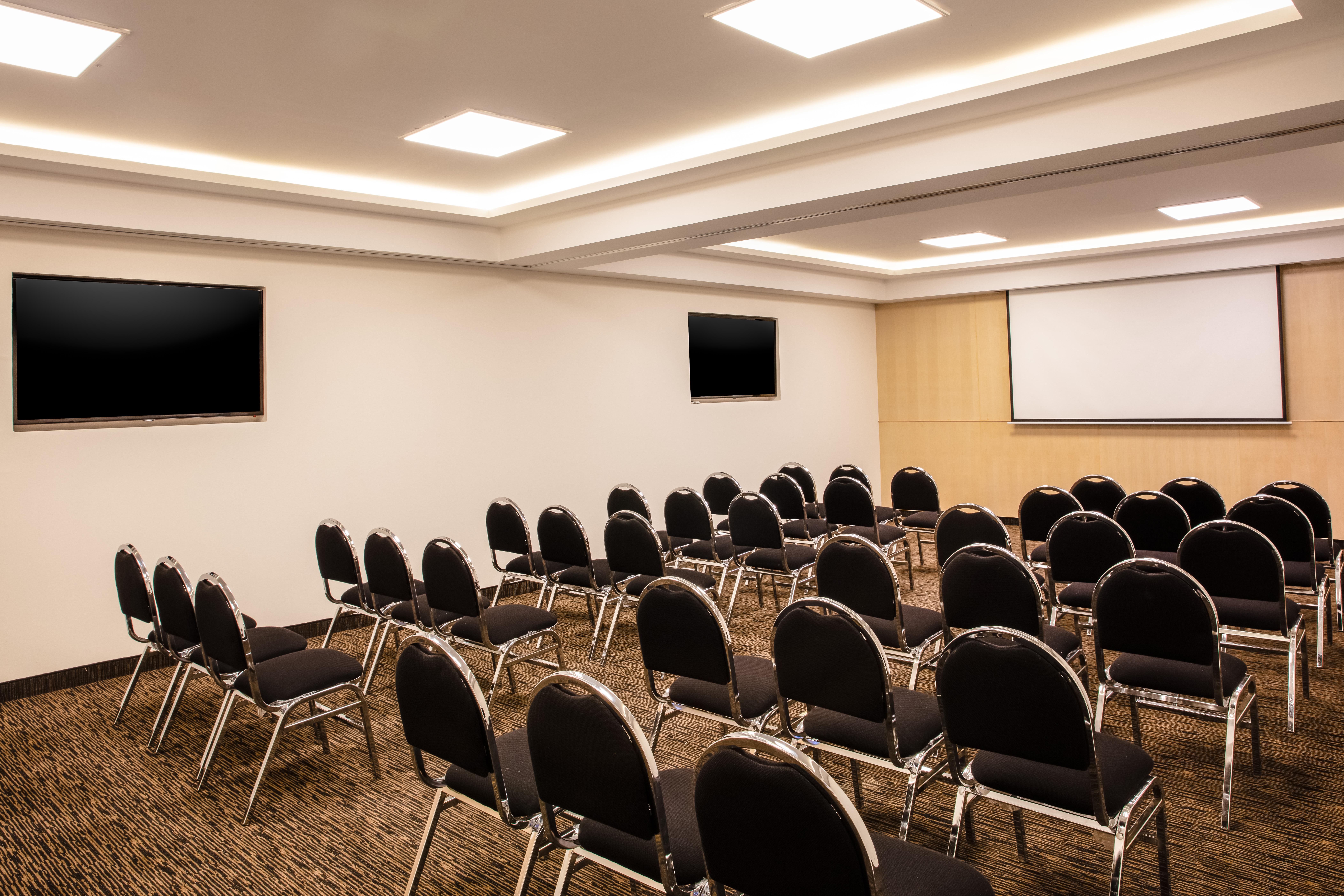 Fiesta Inn San Luis Potosi Glorieta Juarez Bagian luar foto