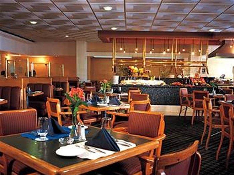 Fiesta Inn San Luis Potosi Glorieta Juarez Bagian luar foto